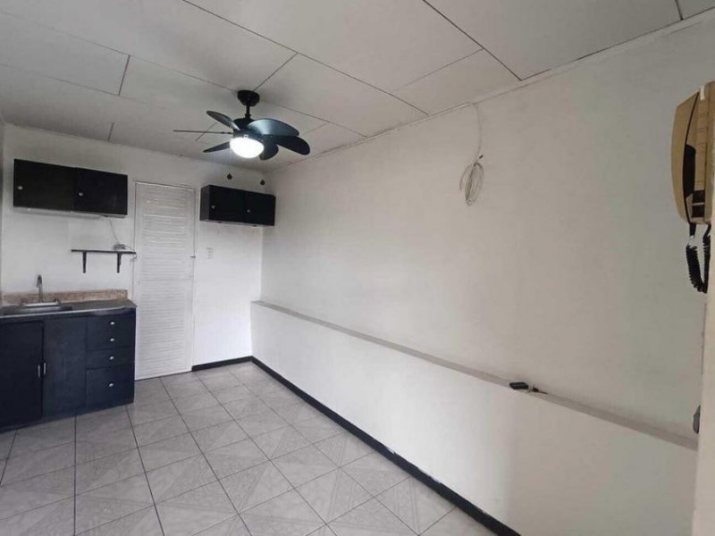 Foto Apartamento en Alquiler en Escazú, San José - ¢ 250.000 - APA108223 - BienesOnLine