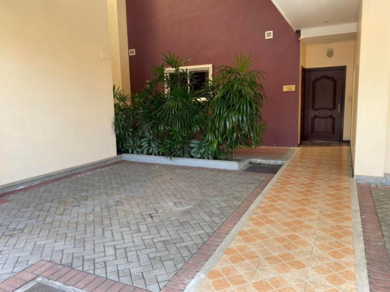 Foto Apartamento en Venta en Escazú, San José - U$D 290.000 - APV109609 - BienesOnLine