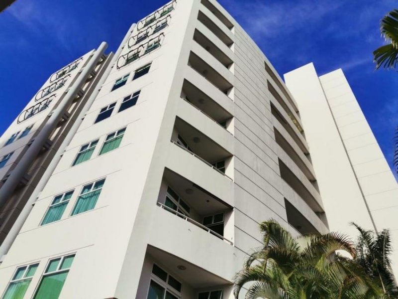 Venta de Apartamento en Rohrmoser, San José. RAH 23-3112