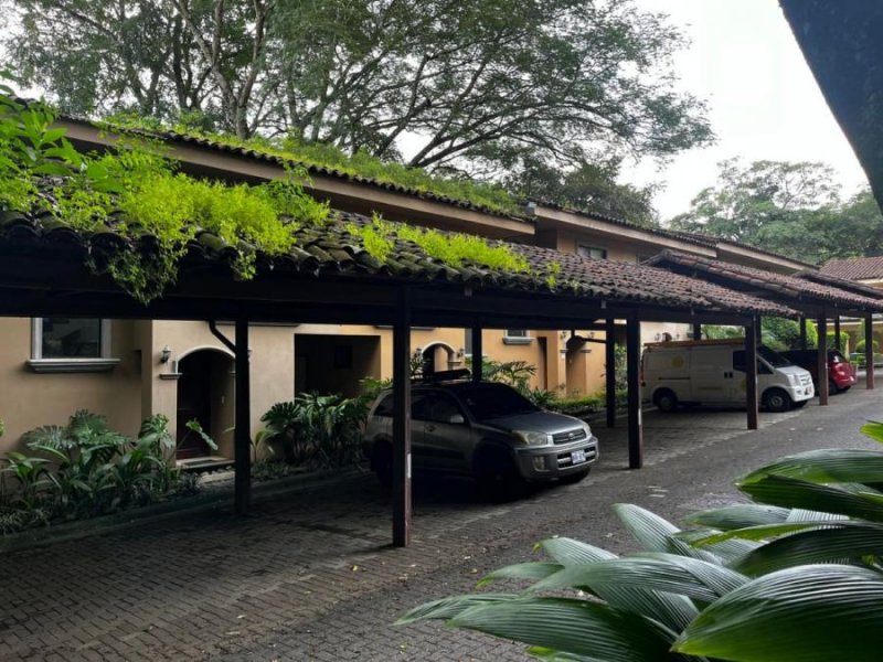 Casa en Alquiler en Ciudad Colón Mora, San José