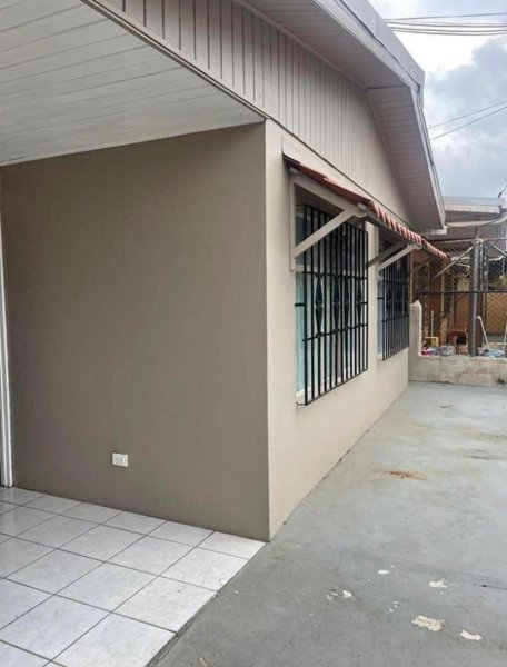 Foto Casa en Venta en Atenas, Alajuela - ¢ 65.000.000 - CAV100199 - BienesOnLine