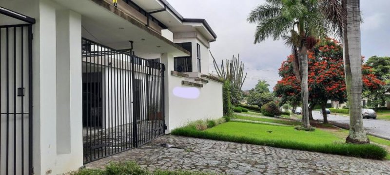 Foto Casa en Venta en San Rafael, Escazú, San José - U$D 238.000 - CAV108282 - BienesOnLine