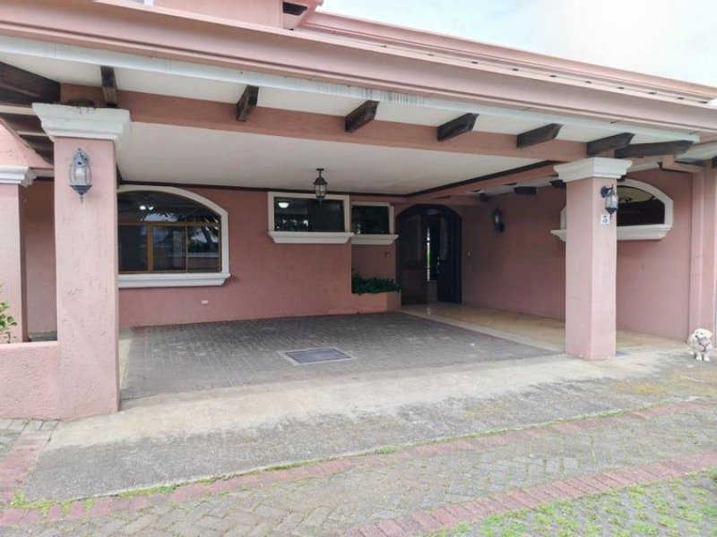 Foto Casa en Venta en Escazú, San José - U$D 319.000 - CAV109144 - BienesOnLine