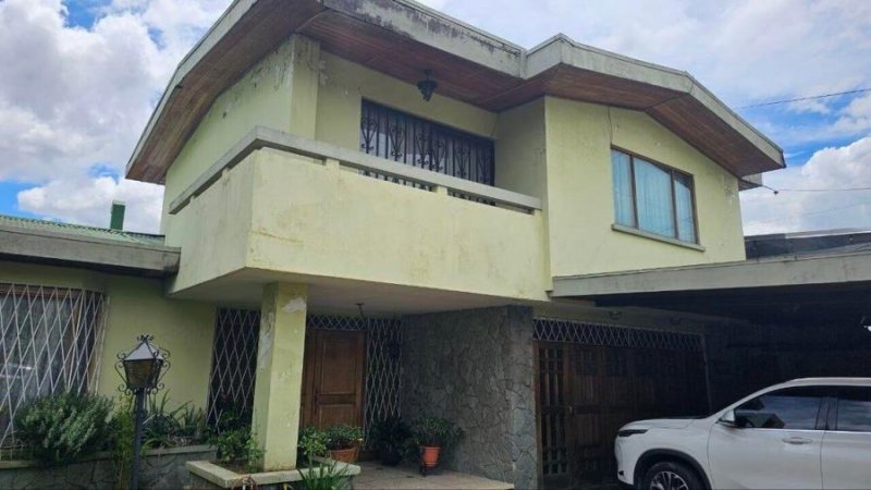 Foto Casa en Venta en Montes de Oca, San José - U$D 500.000 - CAV109148 - BienesOnLine