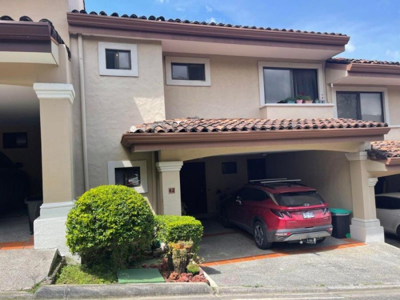 Foto Casa en Venta en Escazú, San José - U$D 325.000 - CAV109310 - BienesOnLine