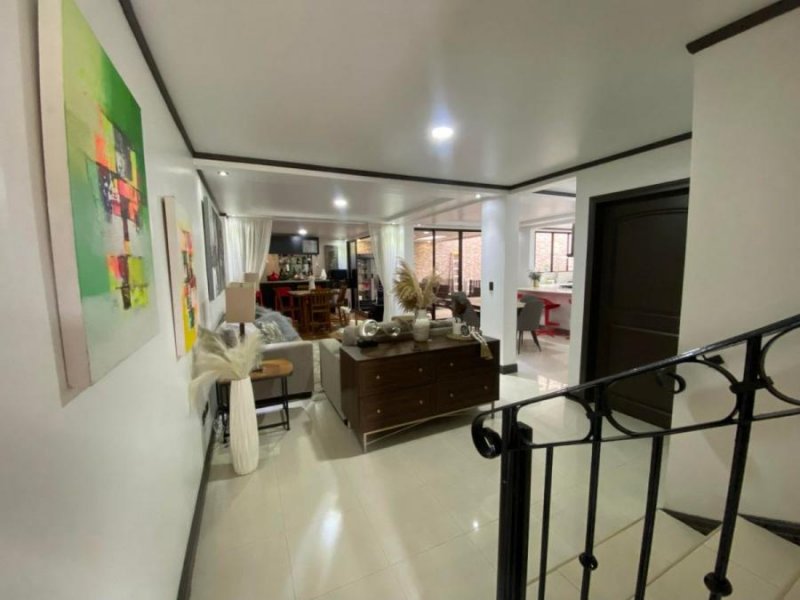 Casa en Venta en  Granadilla, San José