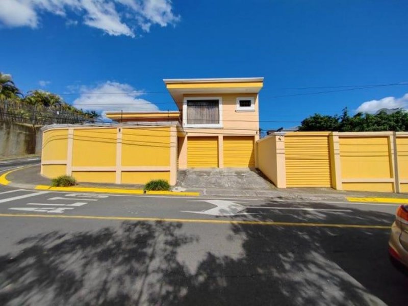 Foto Casa en Venta en Curridabat, San José - U$D 395.000 - CAV110584 - BienesOnLine