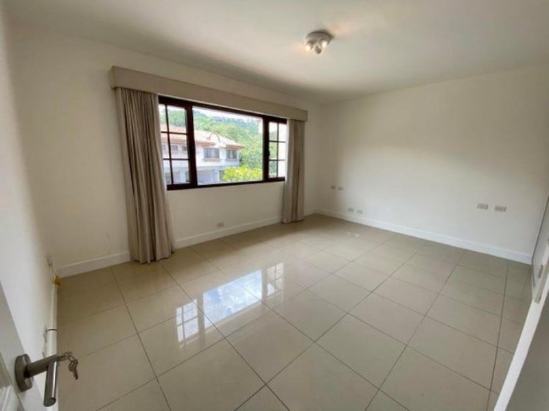 Casa en Venta en  Escazú, San José