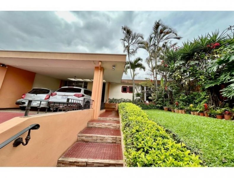 Foto Casa en Venta en Curridabat, San José - U$D 400.000 - CAV111831 - BienesOnLine