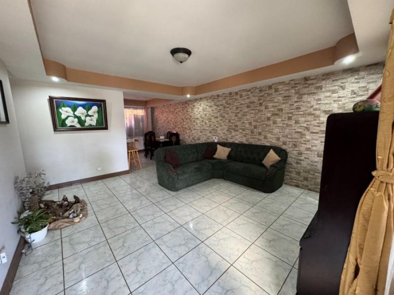 Venta de Casa en San Antonio de Coronado, San José.