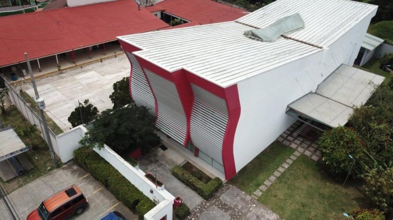 Venta de Edificio Comercial en El Guarco, Cartago. RAH 25-213 INVERSIÔN