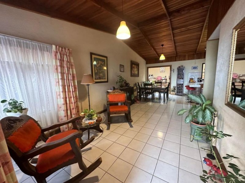 Casa en Venta en  Escazú, San José