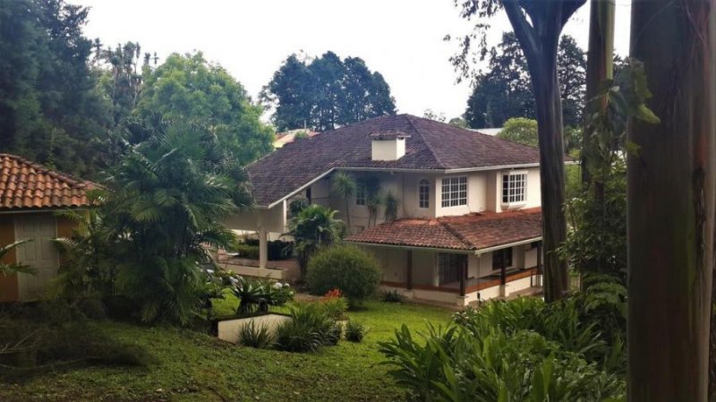 Casa en Venta en  La Unión, Cartago