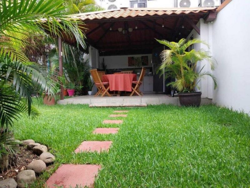 Casa en Venta en  Escazú, San José