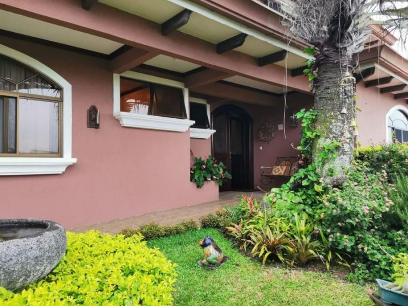 Casa en Venta en  Escazú, San José