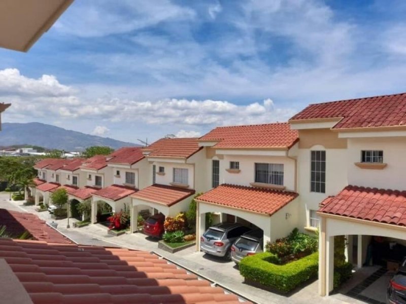 Casa en Venta en San Antonio Belén, Heredia