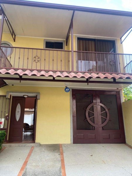 Casa en Venta en  Tarcoles, Puntarenas