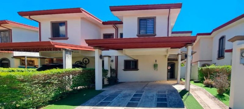 Casa en Venta en EL Coyol Alajuela, Alajuela