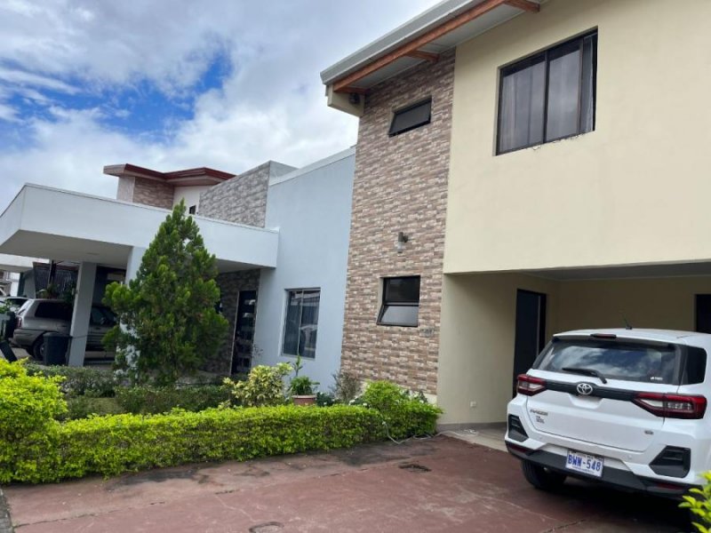 Casa en Venta en Condominio Hacienda El Coyol Alajuela, Alajuela