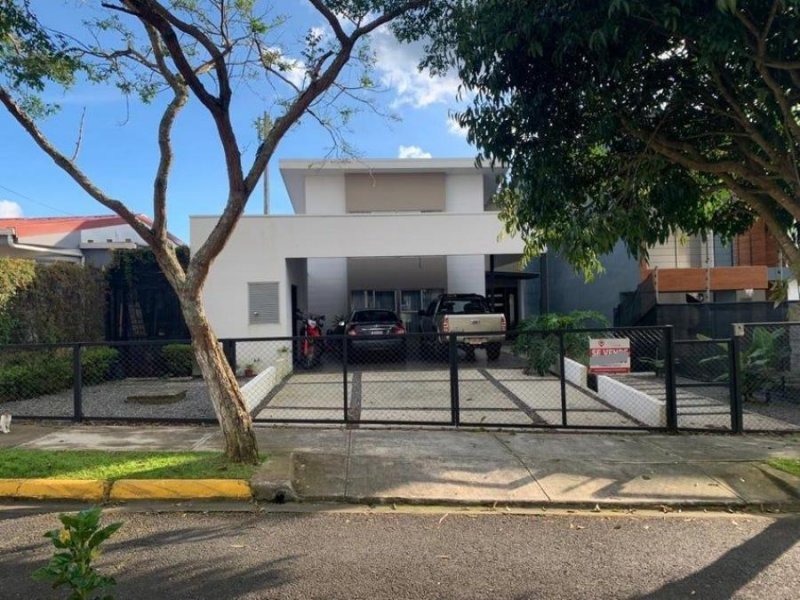 En Venta Casa en La Unión, Cartago. 