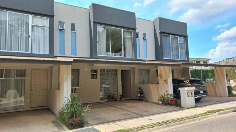 En Venta Casa en Curridabat, San José. 