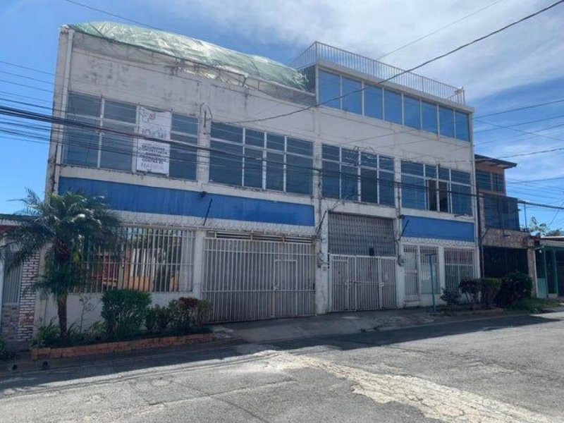 Venta de Edificio en San Fco de Dos Ríos, San José. RAH 24-542