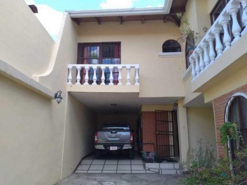 Foto Casa en Venta en Escazú, San José - U$D 168.000 - CAV42640 - BienesOnLine