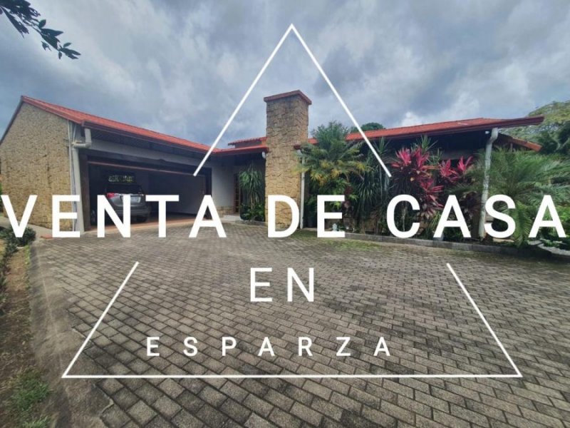 Casa en Venta en La Riviera Esparza, Puntarenas