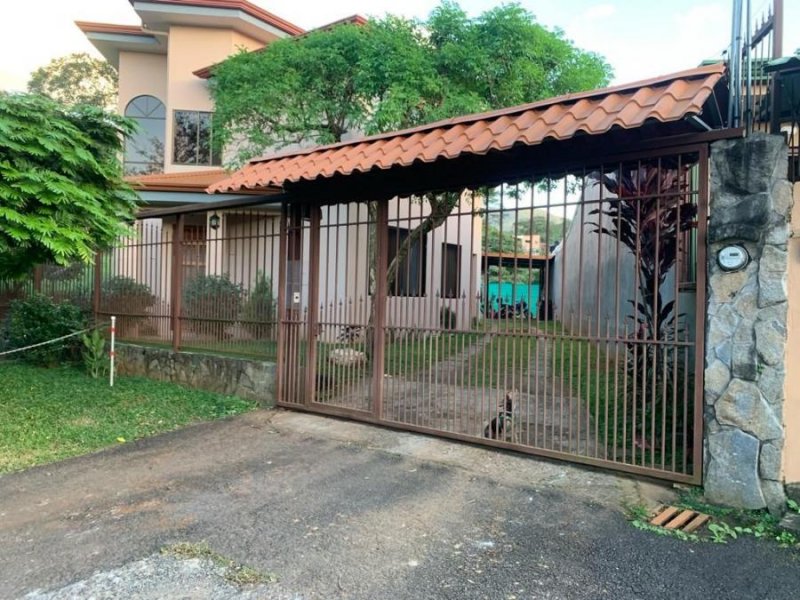 Foto Edificio en Venta en Colón, San José - ¢ 165.000.000 - EDV105180 - BienesOnLine