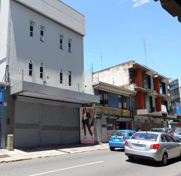 Venta/ Alquiler Edificio en San José DUEÑO FINANCIA