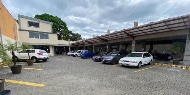 Se vende local en centro comercial en San Rafael Escazú 22-2547