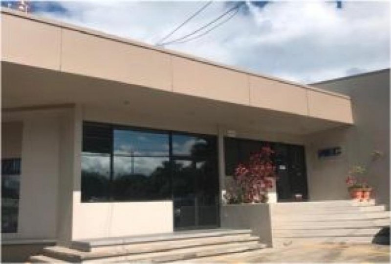 Oficinas En Alquiler Con 682 M² En Barreal Heredia; Idi: 135975