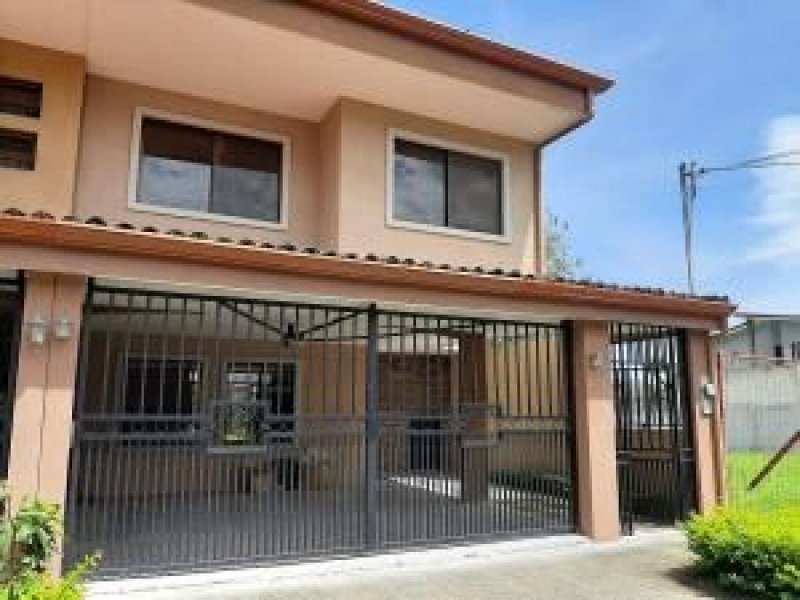 Foto Casa en Venta en Santa Ana, San José - U$D 215.000 - CAV34289 - BienesOnLine