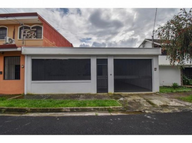 Casa en Venta en Sabana Mata Redonda, San José