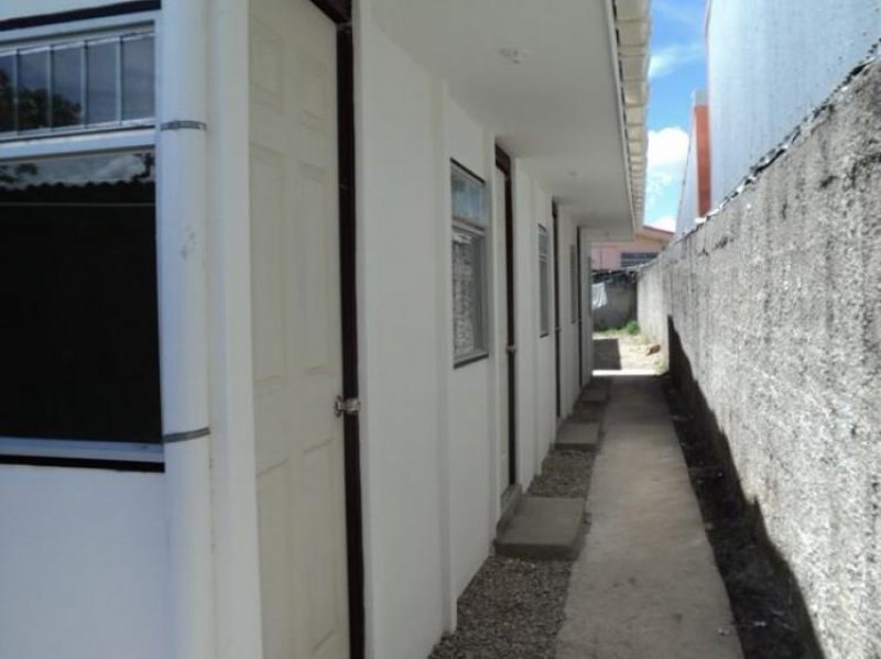 Foto Apartamento en Alquiler en EL GUARCO, El Tejar, Cartago - ¢ 55.000 - APA959 - BienesOnLine