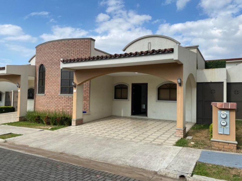 Foto Casa en Venta en Escazú, San José - U$D 210.000 - CAV29979 - BienesOnLine