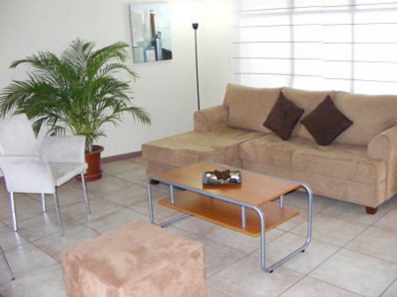 Foto Apartamento en Alquiler en Cordoba, El Trébol, Zapote, San José - U$D 850 - APA885 - BienesOnLine