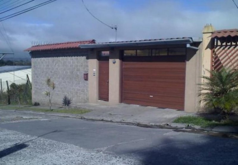 Foto Casa en Venta en Vasquez de Coronado, San José - U$D 155.000 - CAV1403 - BienesOnLine