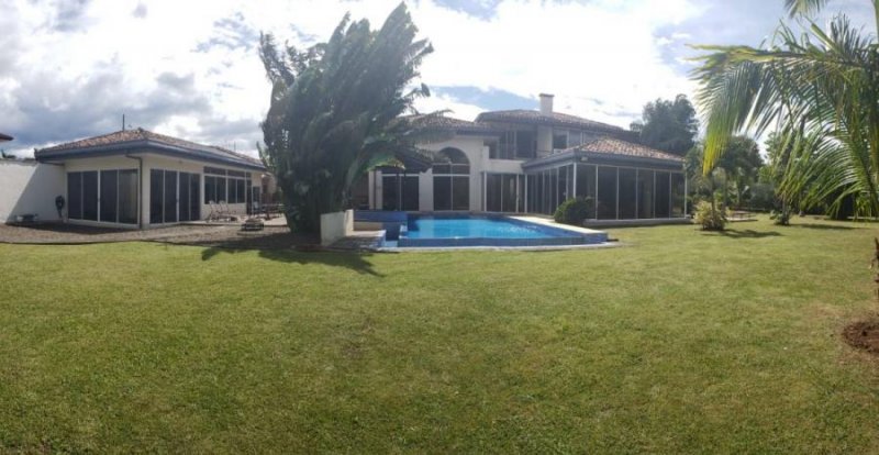 Foto Casa en Venta en Guácima, Alajuela - U$D 1.500.000 - CAV20085 - BienesOnLine