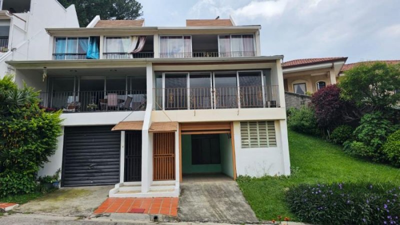 Apartamento en Alquiler en  Escazú, San José