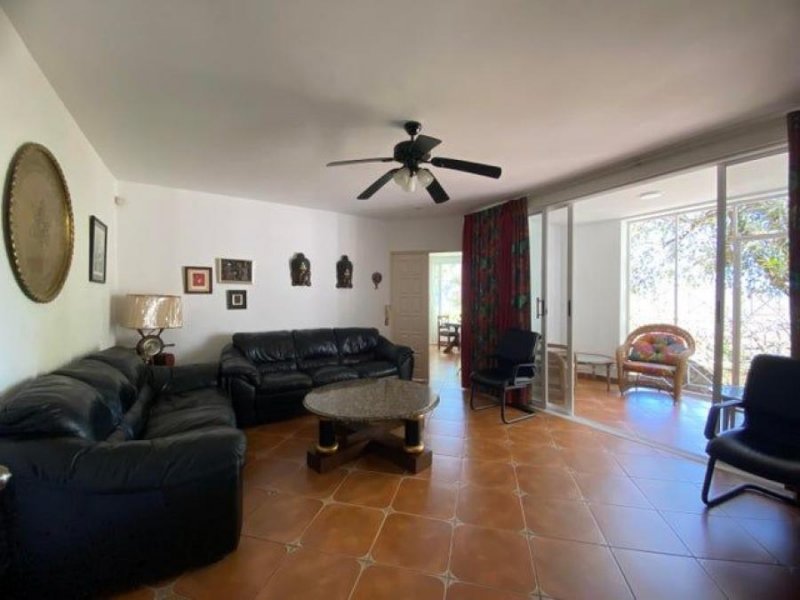 Apartamento en Alquiler en  Santa Ana, San José