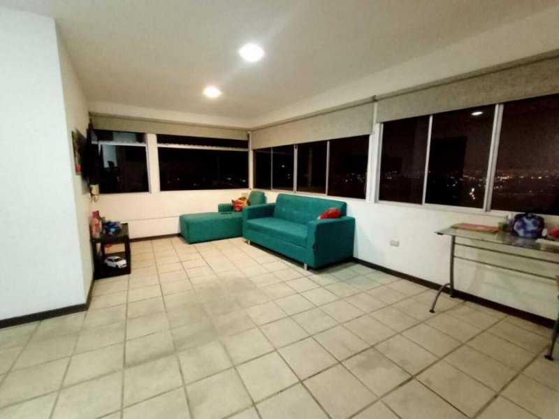 Apartamento en Alquiler en  Escazú, San José