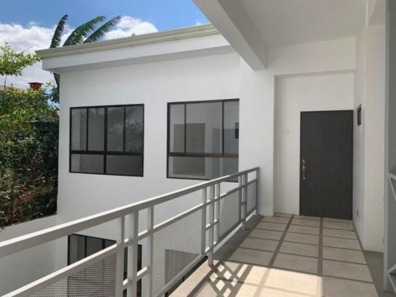 Foto Apartamento en Alquiler en Montes de Oca, San José - U$D 750 - APA17123 - BienesOnLine