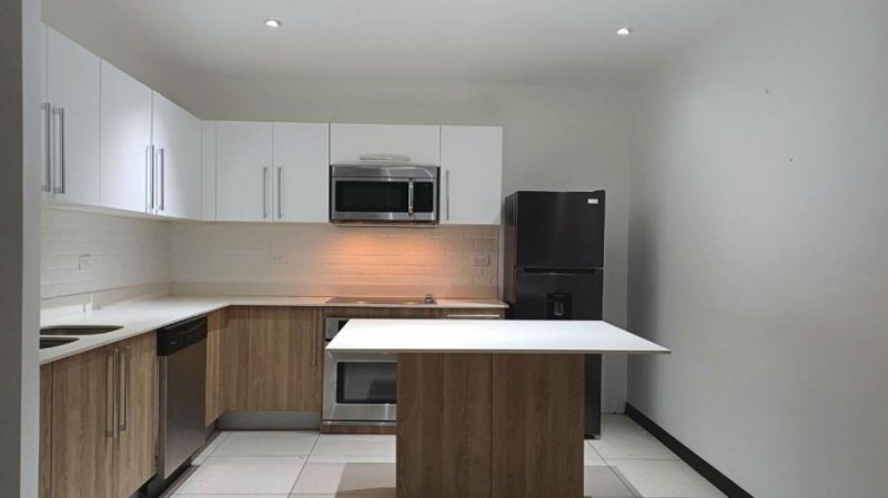 Apartamento en Alquiler en  Curridabat, San José