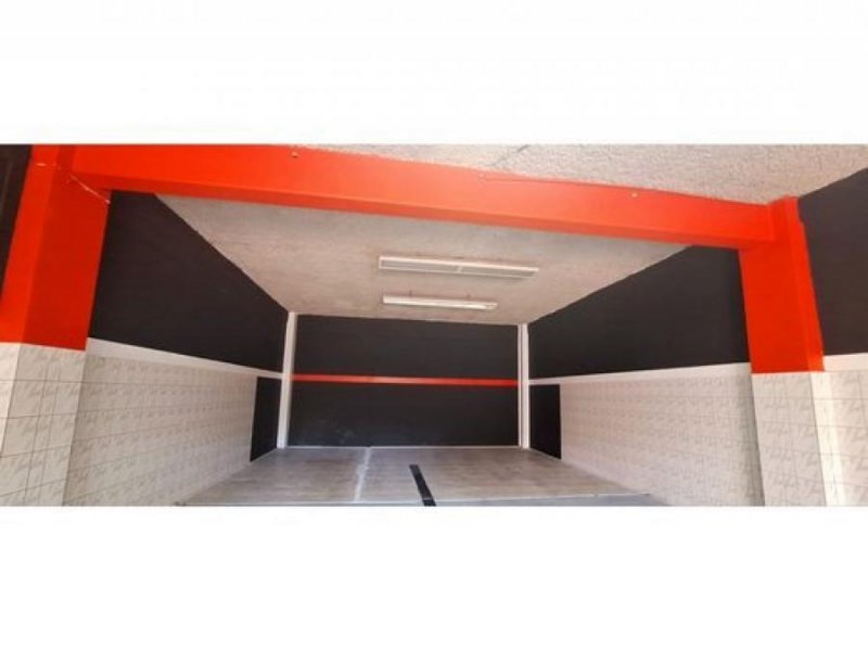 Foto Bodega en Alquiler en Escazú, San José - U$D 2.289 - BOA98730 - BienesOnLine