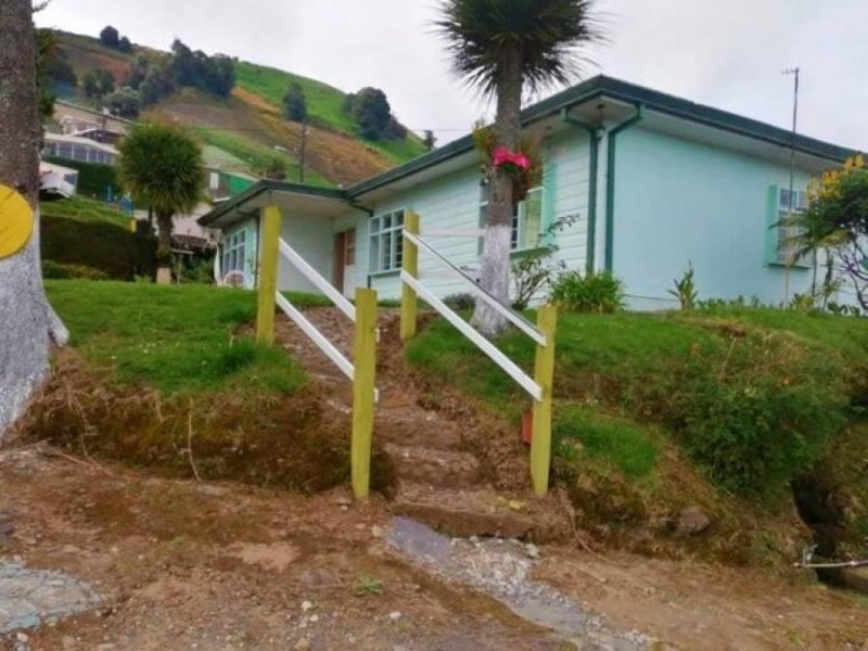 Foto Casa en Alquiler en Alvarado, Cartago - U$D 1.300 - CAA61202 - BienesOnLine