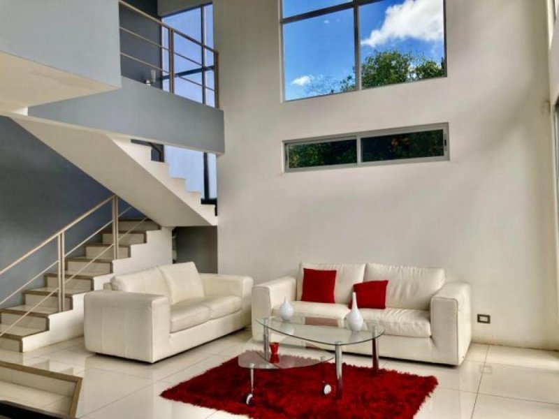 Foto Casa en Alquiler en Barva, Barva, Heredia - U$D 1.800 - CAA40739 - BienesOnLine