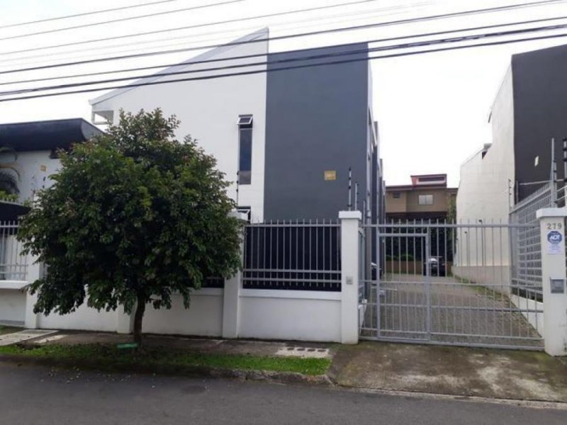 Foto Casa en Venta en Pinares, Curridabat, San José - ¢ 500.000 - CAV44877 - BienesOnLine