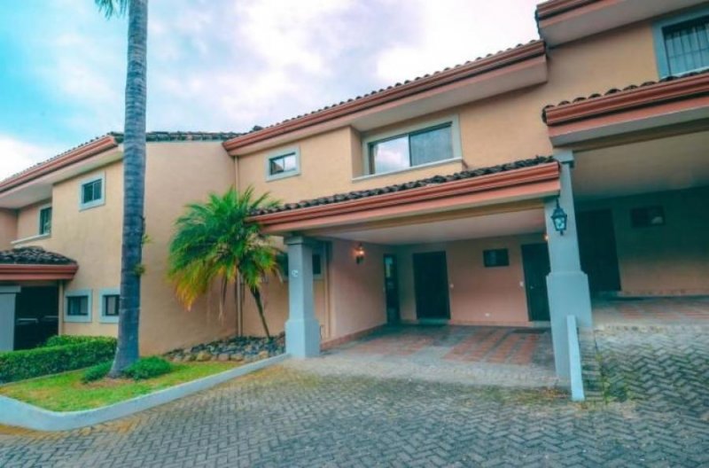 Foto Casa en Alquiler en Escazú, San José - U$D 1.800 - CAA38618 - BienesOnLine