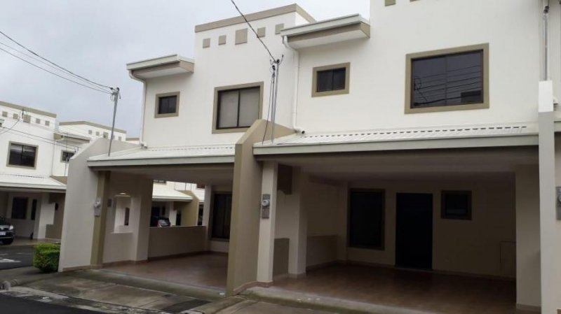 Foto Casa en Alquiler en Hatillo, San José - ¢ 400.000 - CAA40515 - BienesOnLine